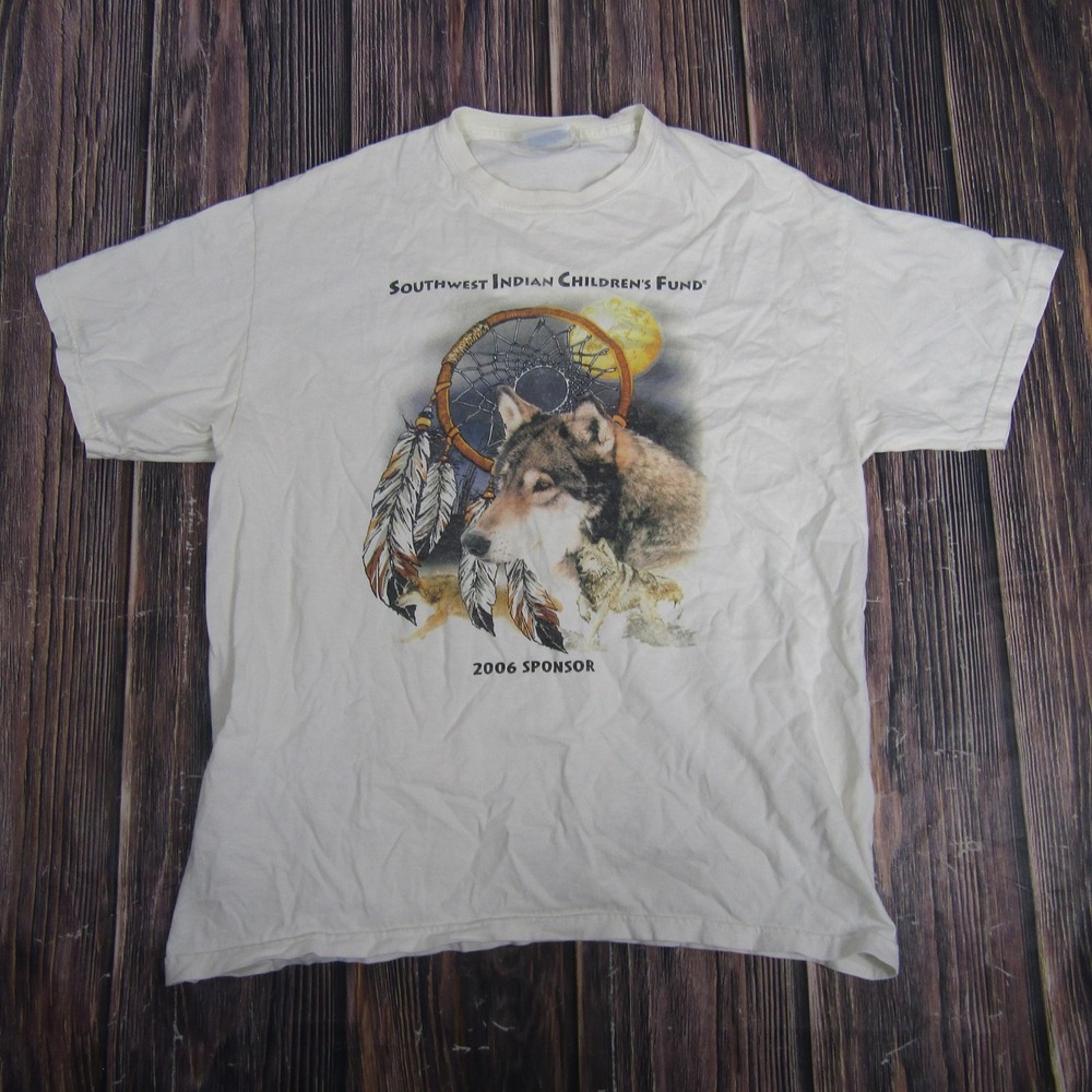 Vintage Hanes Southwest Indian Children's Wolf Shirt Mens Large White 2006 Tee